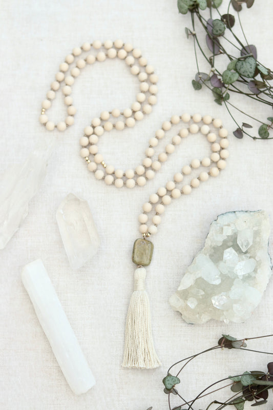 Riverstone with Silver Leaf Jasper Mala